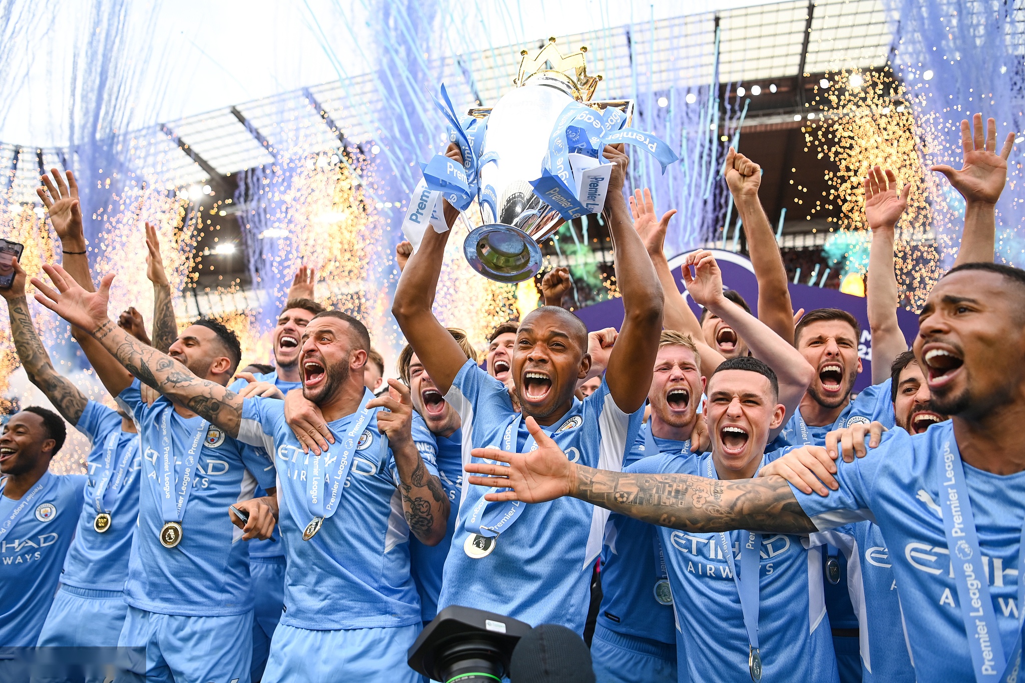 中展现了团 中展现了团